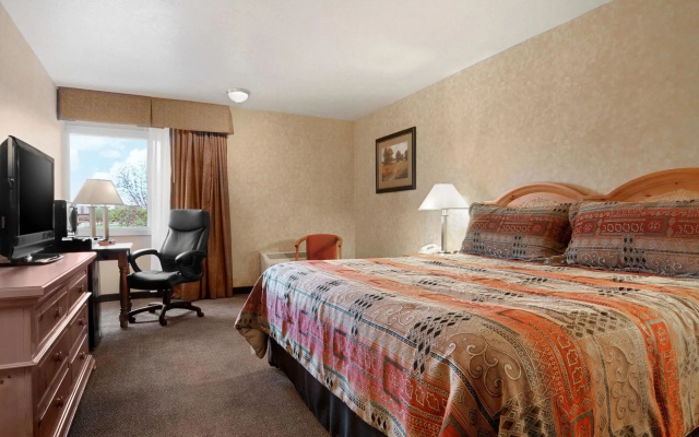 photo 3 of EverSpring Inn & Suites
