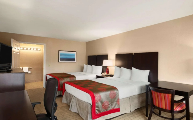 photo 5 of Collins Hotel Naples