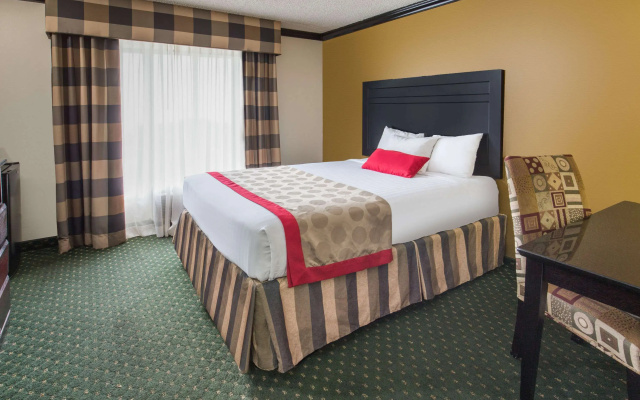 photo 4 of Ramada by Wyndham Ontario