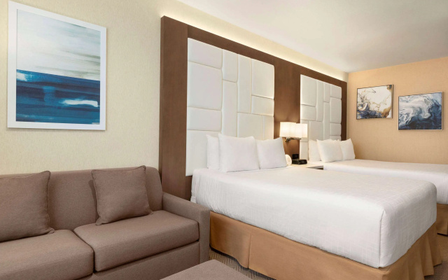 photo 4 of Wyndham Anaheim