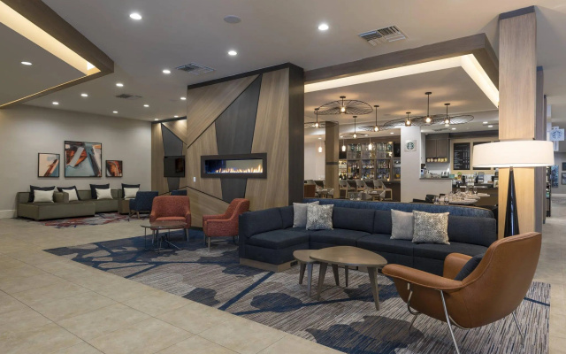 photo 2 of The Center Hotel Grand Rapids Airport