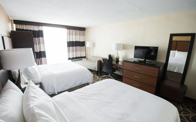 photo 3 of Holiday Inn Newark International Airport by IHG