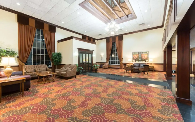 photo 2 of Ramada Plaza & Conf Center by Wyndham Louisville