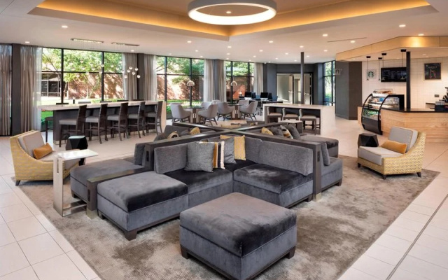 photo 2 of Delta Hotels by Marriott Minneapolis Northeast