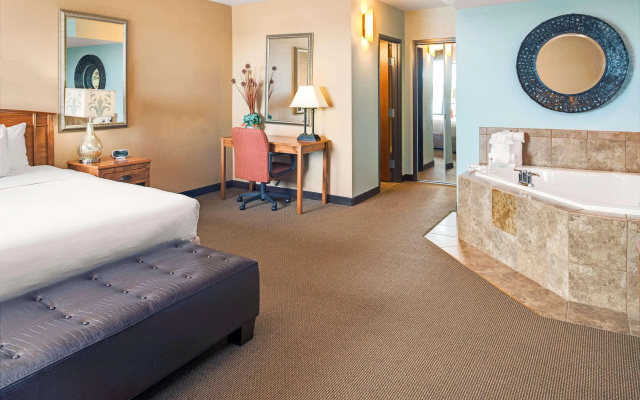 photo 5 of Ramada Plaza by Wyndham Omaha