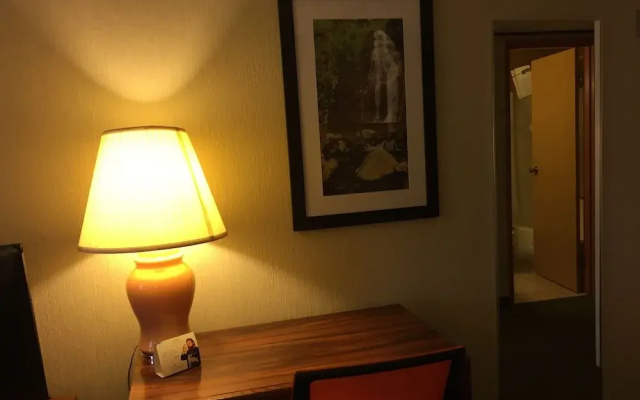 photo 3 of Ramada Portland Airport