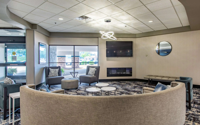 photo 2 of Best Western Rochester Hotel Mayo Clinic Area/St. Mary's