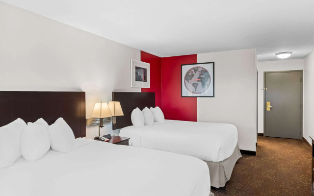 photo 4 of Ramada by Wyndham SeaTac Airport