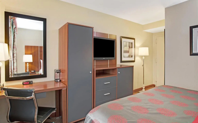 photo 5 of Ramada Staten Island
