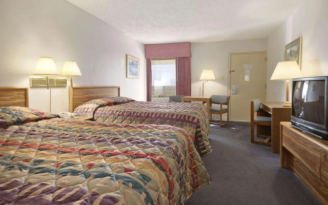 photo 3 of Ramada by Wyndham Sterling