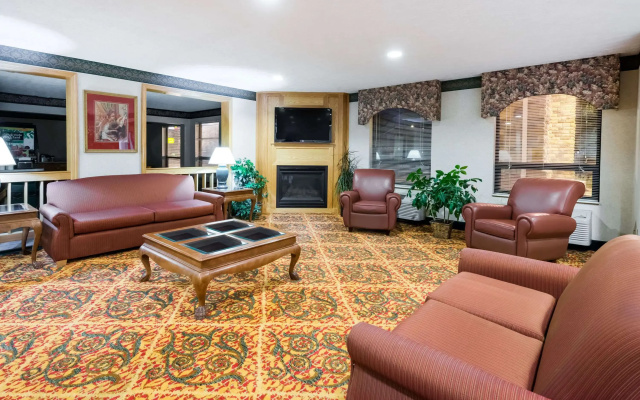 photo 2 of Ramada by Wyndham Strasburg Dover