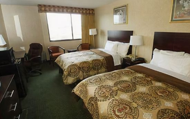 photo 5 of Stratford Hotel & Conference Center