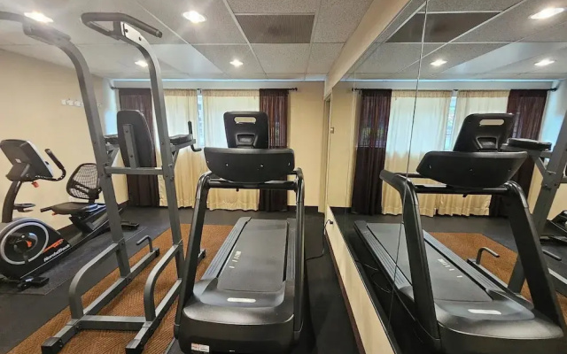 photo 5 of Ramada Suites Seatac Airport