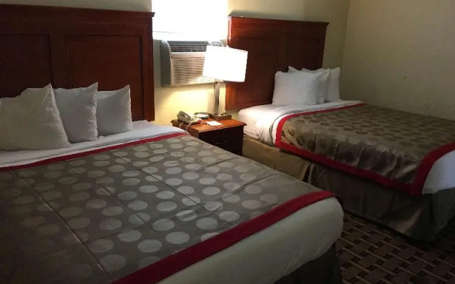 photo 2 of Ramada By Wyndham Tempe Near Asu