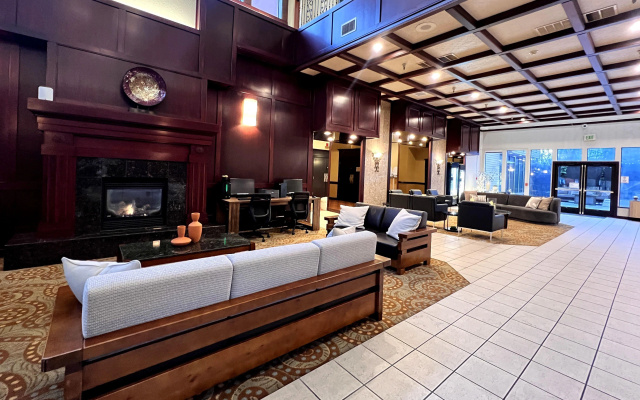 photo 4 of Ramada by Wyndham Tukwila Southcenter