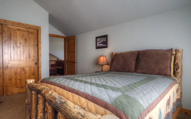 photo 5 of Rambling River - 4 Br Townhouse
