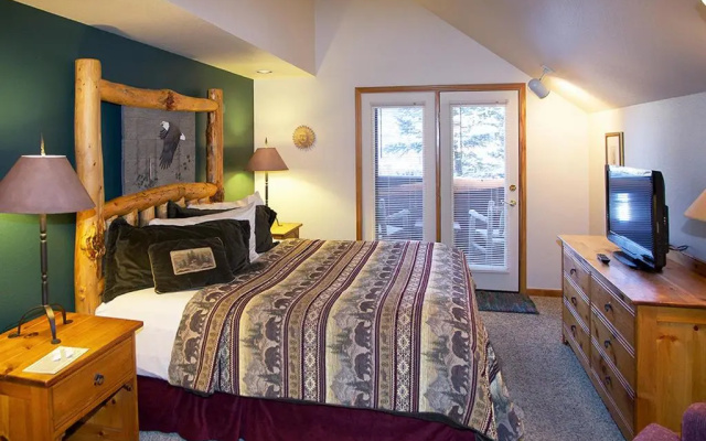 photo 3 of Rams Horn Village Resort