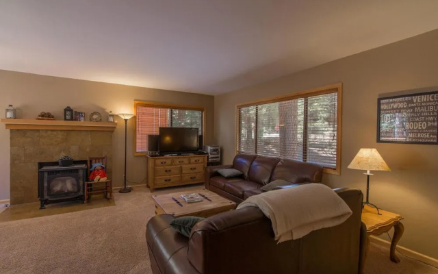 photo 4 of Ramsey 3 Bedroom Holiday Home By Tahoe Truckee