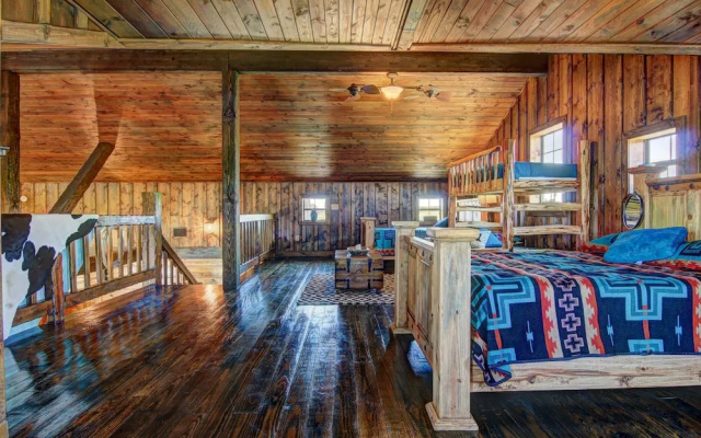 photo 5 of Rancher's Retreat 1903WR by RedAwning