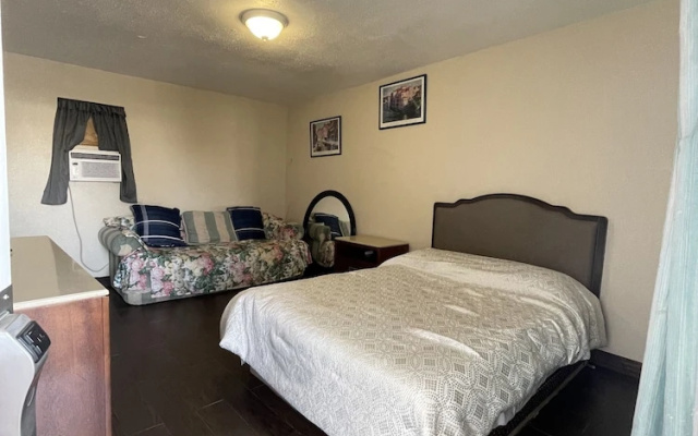 photo 2 of Rancho Motel