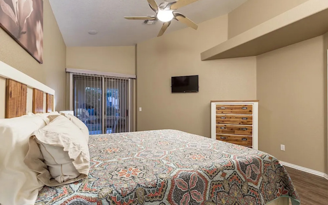 photo 5 of Ravenswood Retreat - 3 Br Home