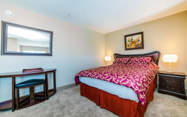 photo 4 of Ray W. Suites