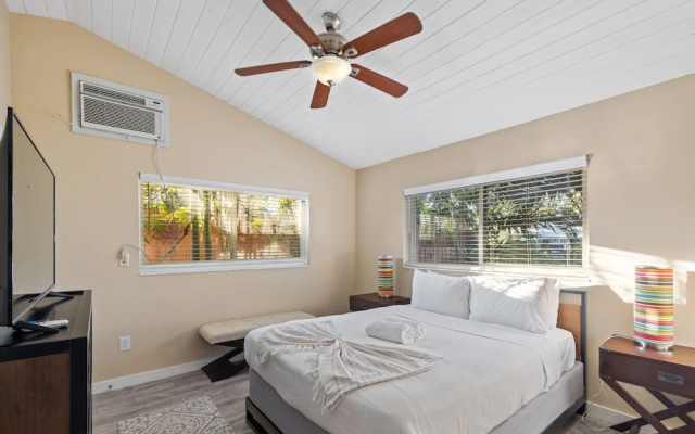 photo 5 of Recently Renovated Paradise W/ Private Pool! Close To Everything! 2 Bedroom Home by RedAwning