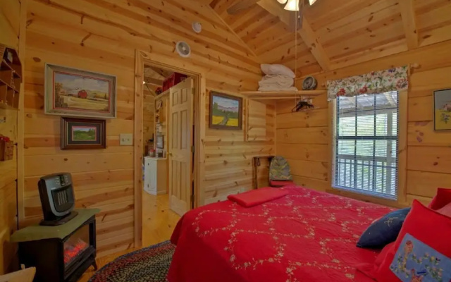 photo 2 of Red Barn - 1 Br Cabin