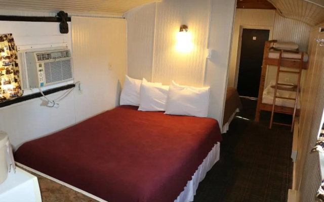 photo 4 of Red Caboose Motel