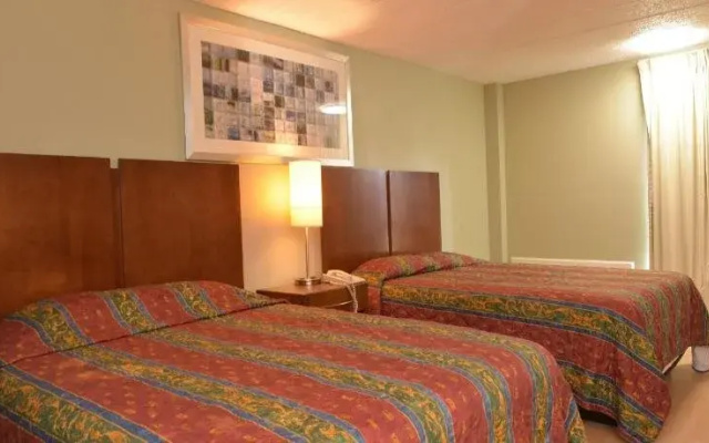 photo 5 of Red Carpet Inn