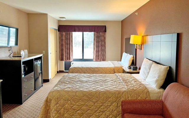 photo 3 of Red Carpet Inn And Suites Monmouth Jtc