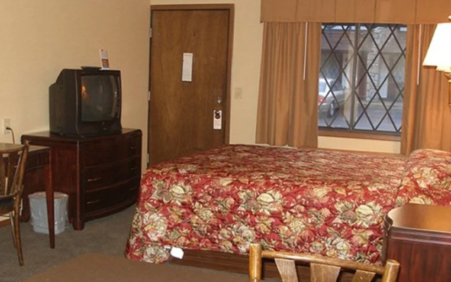 photo 3 of Red Carpet Inn Charlottesville