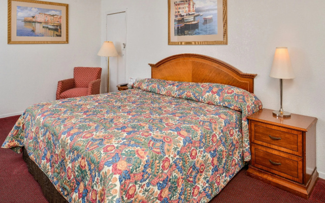 photo 3 of Red Carpet Inn Hornwood Drive