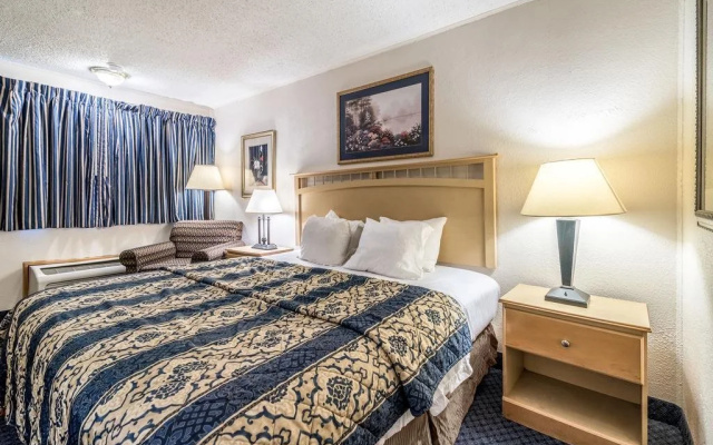 photo 5 of Red Carpet Inn & Suites - Albany Airport