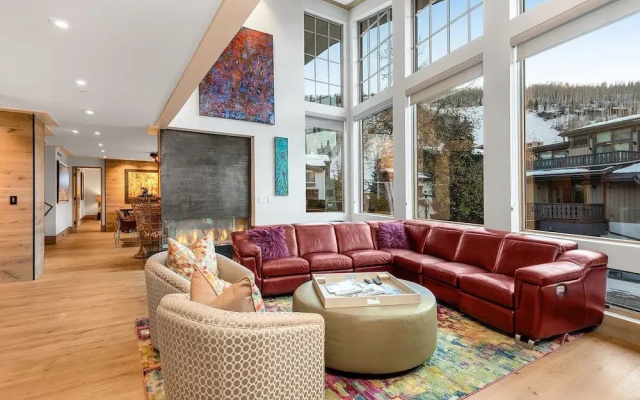 photo 2 of Red Lion Penthouse