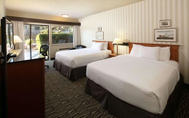 photo 4 of Red Lion Hotel Bellevue