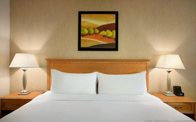 photo 2 of Radisson Hotel Denver - Aurora