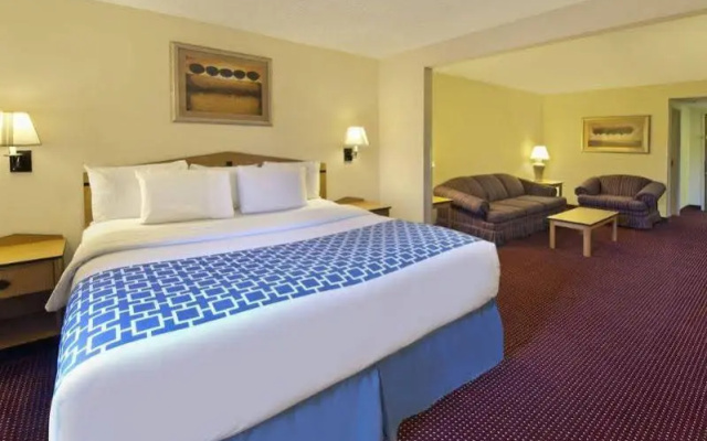 photo 5 of Red Lion Inn & Suites Denver Airport
