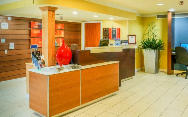 photo 2 of Red Lion Inn & Suites Fayetteville