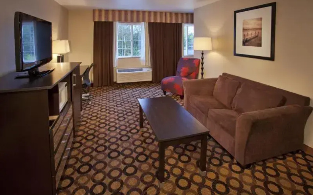 photo 4 of Red Lion Inn & Suites Kent Seattle Area