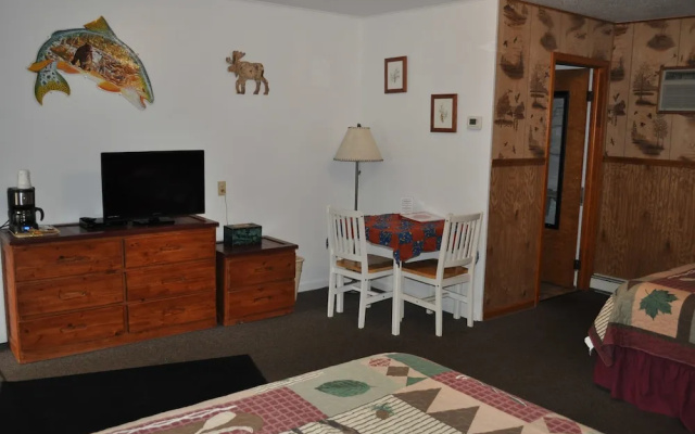 photo 4 of Red Moose Lodge