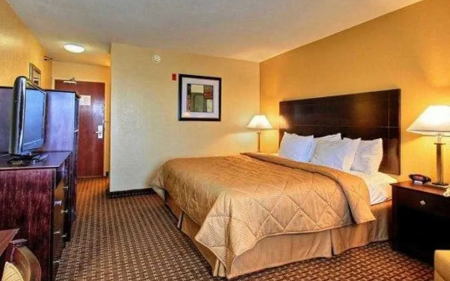 photo 2 of Red Roof Inn Des Moines