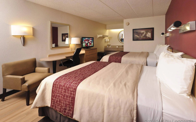 photo 5 of Red Roof Inn Akron