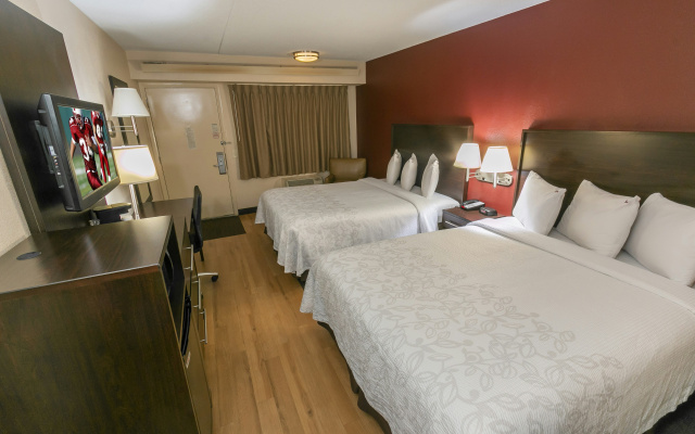 photo 5 of Red Roof Inn PLUS+ Ann Arbor - U of Michigan North