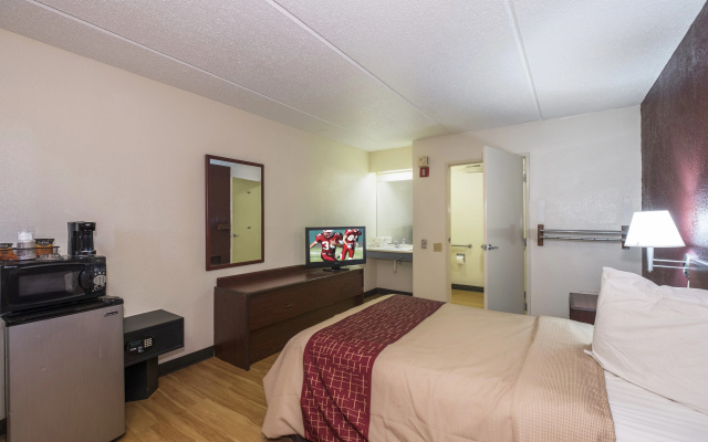 photo 3 of Red Roof Inn Atlanta - Norcross