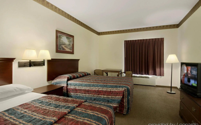 photo 5 of Red Roof Inn Atlanta Southeast - Stockbridge