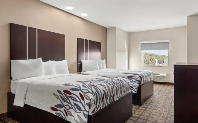 photo 4 of Red Roof Inn Baton Rouge