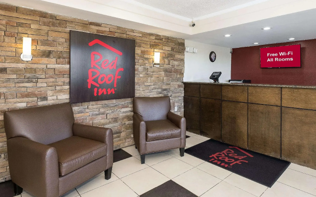 photo 2 of Red Roof Inn Bloomington - Normal/ University