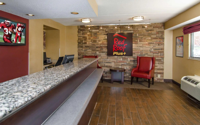 photo 2 of Red Roof Inn PLUS+ Baltimore-Washington DC/BWI Airport