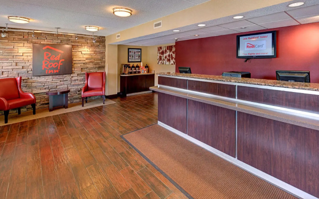photo 2 of Red Roof Inn Chapel Hill - UNC